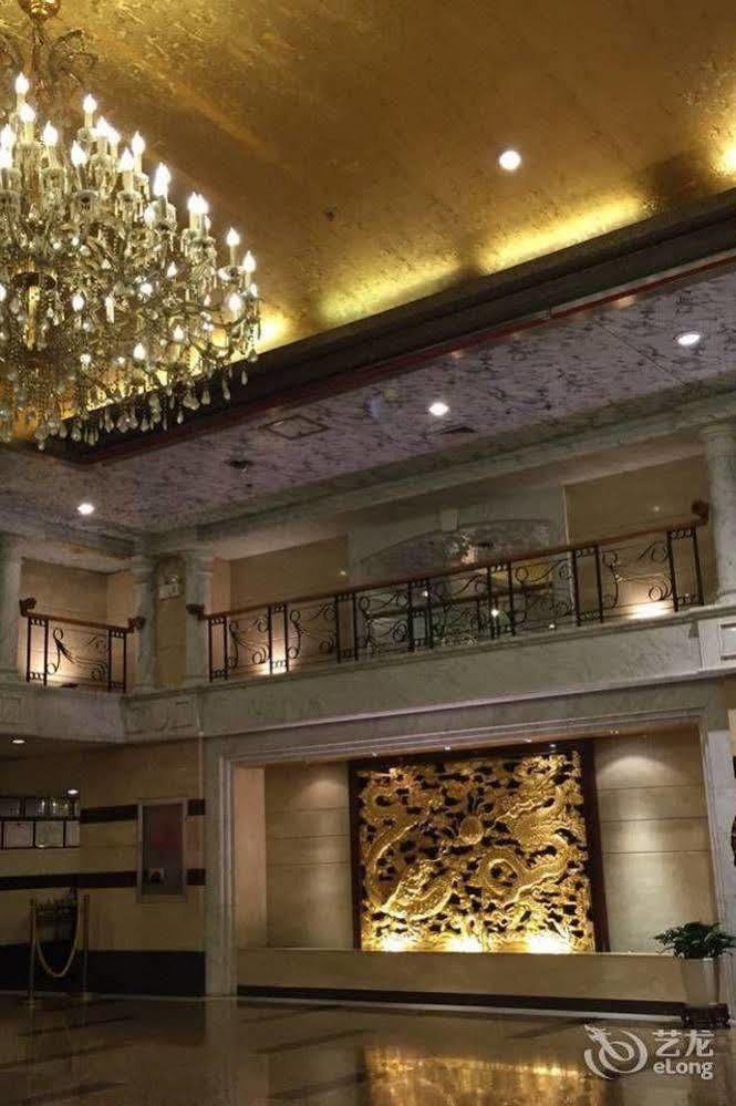 Lijing Grand Hotel City Center Liuzhou Exterior foto