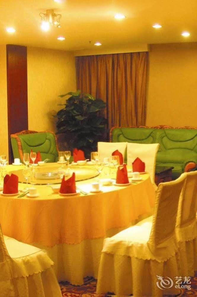 Lijing Grand Hotel City Center Liuzhou Exterior foto