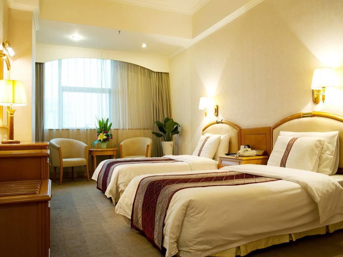 Lijing Grand Hotel City Center Liuzhou Exterior foto