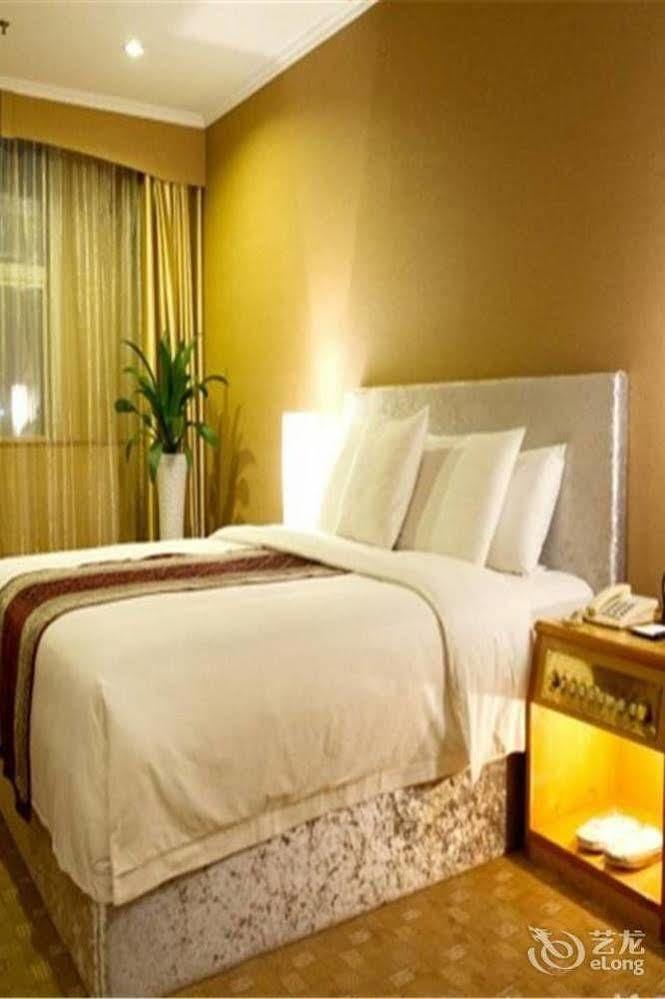 Lijing Grand Hotel City Center Liuzhou Exterior foto